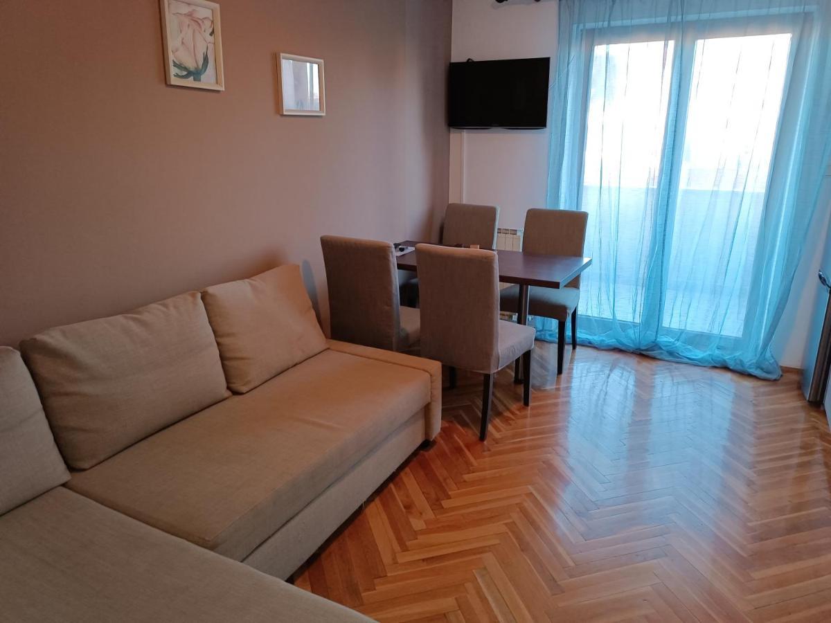 Apartment Rossella 3 *